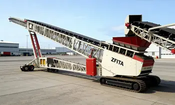 What are the bulk cargo loading equipment suitable for Panamax ships?